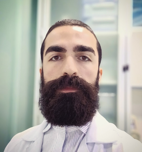 Foto 3 de Dr. Rafael Backer | Cirurgia Buco-Maxilo-Facial