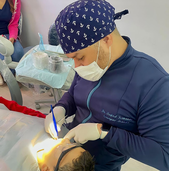 Foto 2 de Dr. Rafael Fernandes | Cirurgião-dentista