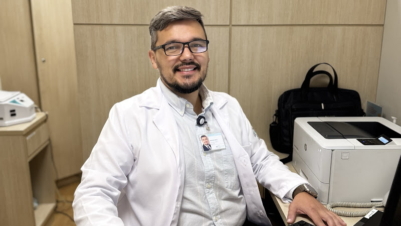 Foto 2 de Dr. Rafael Meira Pimentel - Bucomaxilofacial Adulto &Pediátrico / DTM / Estomatologia / Ortognática