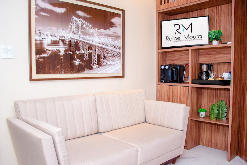 Foto 2 de Dr. Rafael Moura