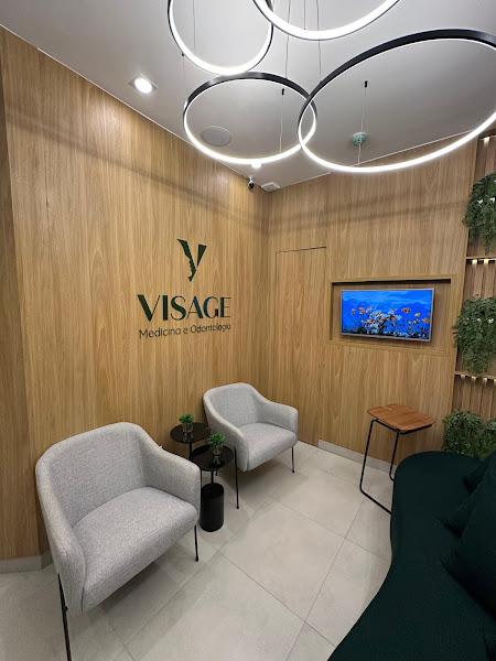 Foto 3 de Dr. Rafael Neri - Cirurgião bucomaxilo - Extração de siso - Tratamento para implante dentário