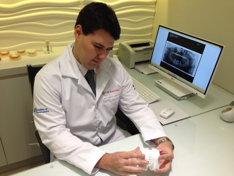 Foto 3 de Dr. Rafael Ragonezi