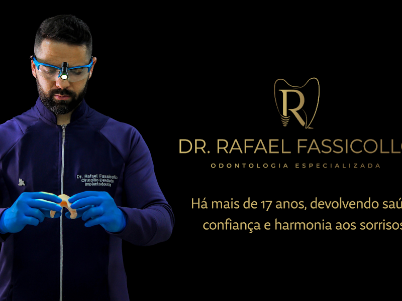 Foto 2 de Dr. Rafael Tirello de Oliveira