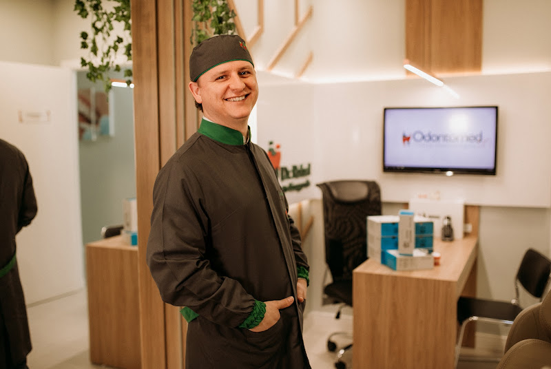 Foto 2 de Dr. Rafael Z. Casagrande - Ortodontista e Invisalign