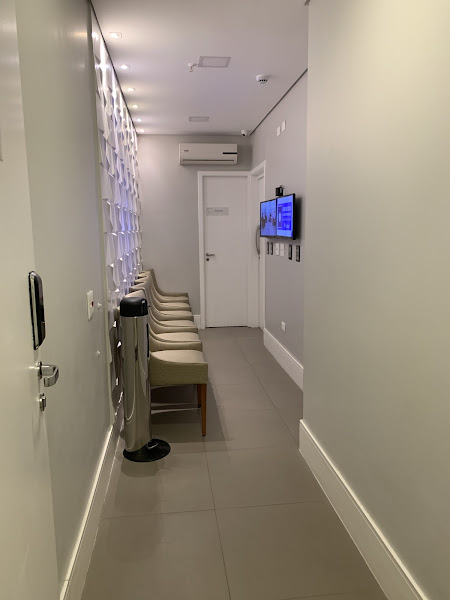 Foto 2 de Dr Rafanelli Grassi - Cirurgião Bucomaxilofacial - Implantodontista