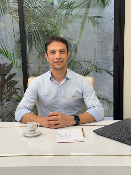 Foto 2 de Dr. Raffael Gimenez Albaneze