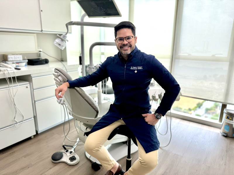 Foto 2 de Dr. Ramiro Campos | Invisalign | Implantes Dentários | Lentes de Contato Dental