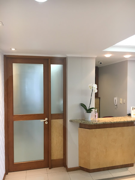 Foto 3 de Dr. Ramiro Estacia Ortodontista