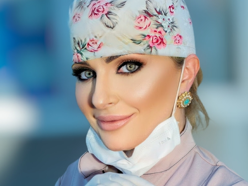 Foto de Drª Raquel Steinwandter - Dentista