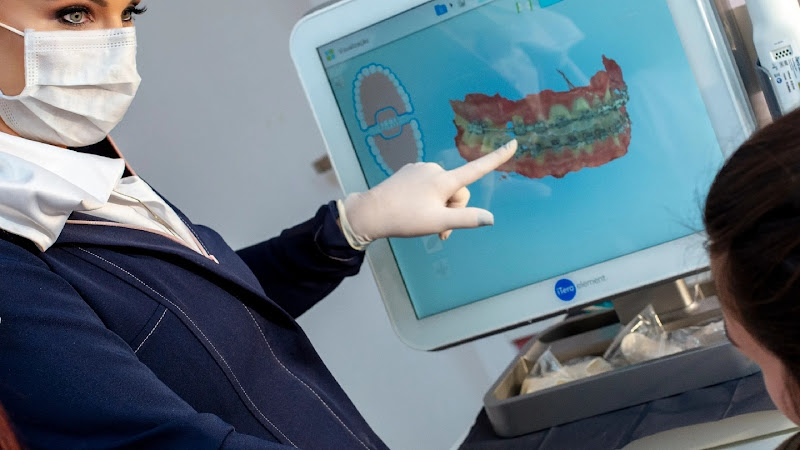 Foto 3 de Drª Raquel Steinwandter - Dentista