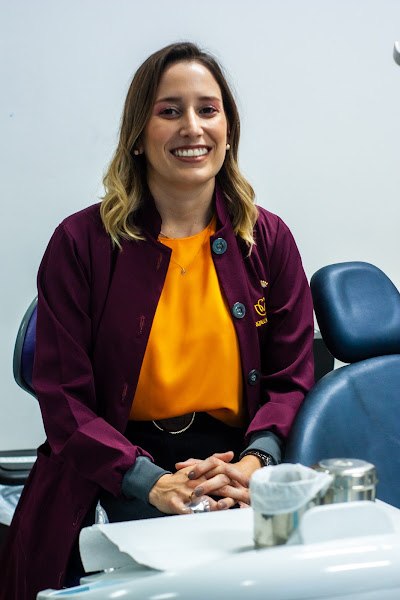 Foto 3 de Drª Rebeca Ferraz