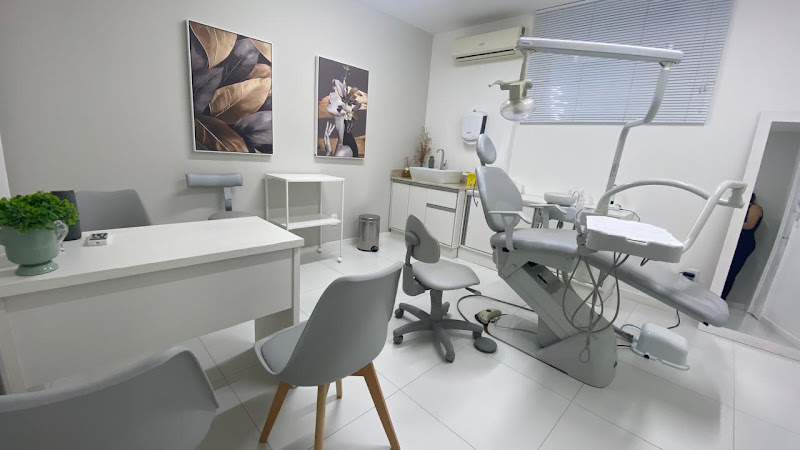 Foto 2 de Dr. Renan S. Passoni - Odontologia