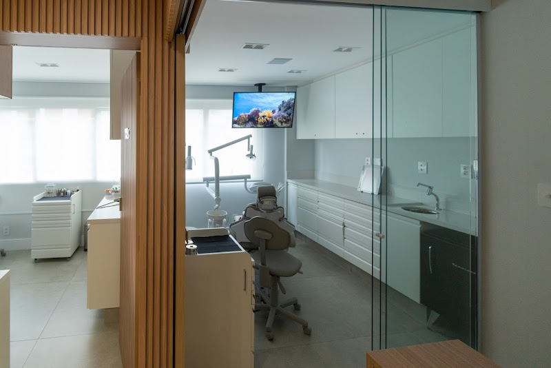 Foto 3 de Dr. Renato Santos - Odontologia Estética