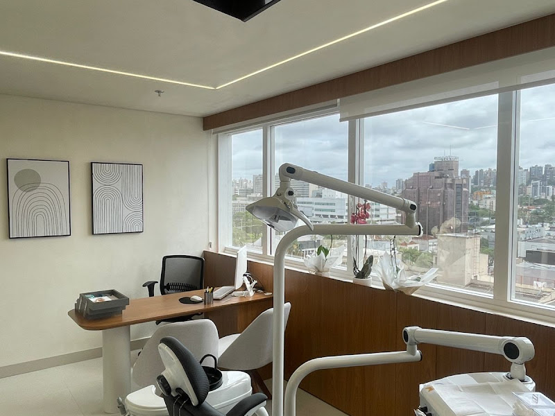 Foto 3 de Dr. Renato Schroder, Cirurgião buco-maxilo-facial