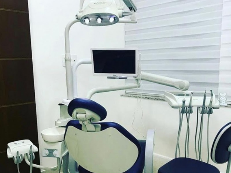 Foto 8 de Dr. Ricardo Lemmi Odontologia | Endodontia e Tratamento de Canal em Barueri
