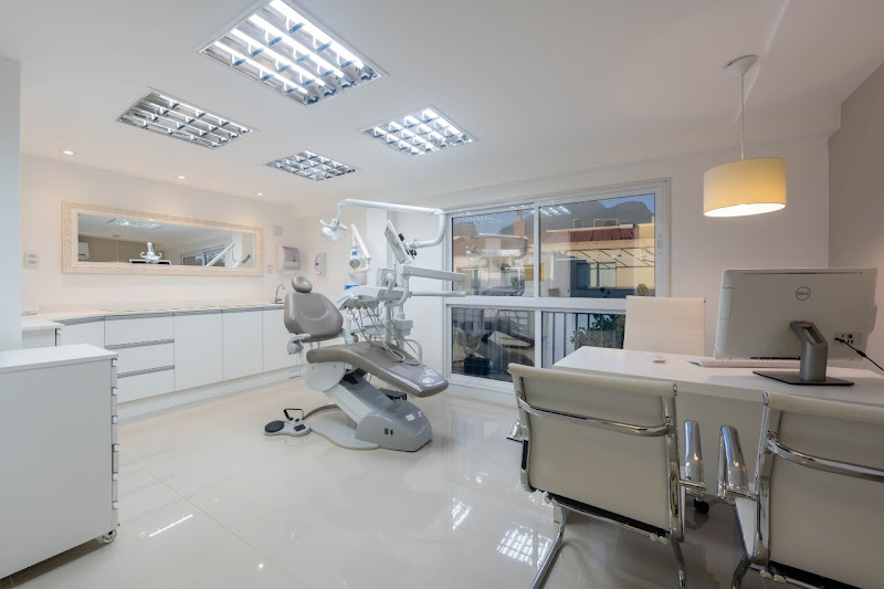 Foto 3 de Dr. Ricardo Machado Ortodontia e Ortopedia Facial | Invisalign - Barra da Tijuca