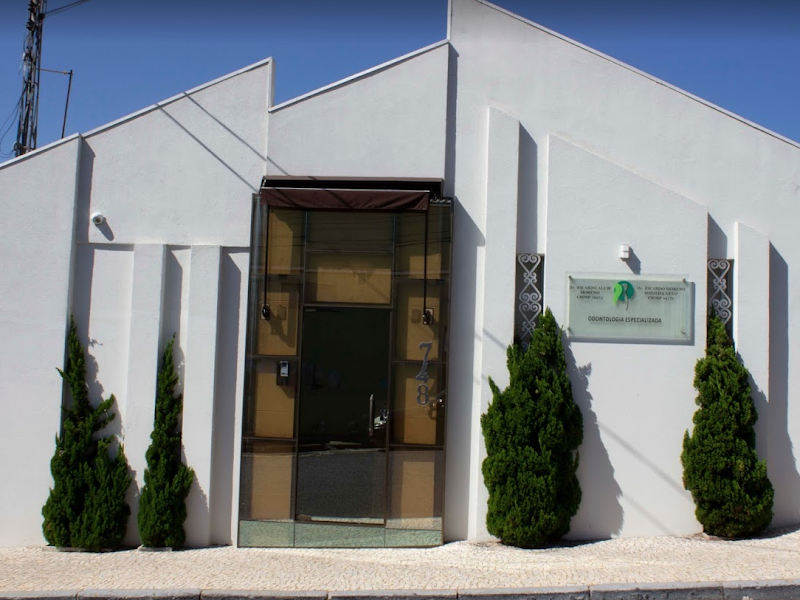 Foto 4 de Dr Ricardo Martins Dentista Implante Franca