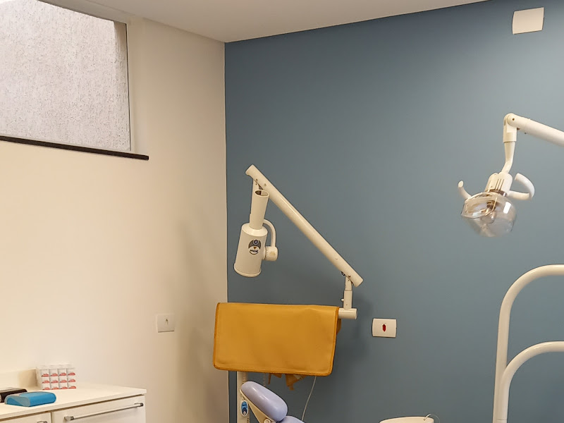 Foto 12 de Dr Ricardo Moreira | Dentista | Santo Andre/SP | Implantes Dentários | Aparelho Invisível | Sousmile | Invisalign