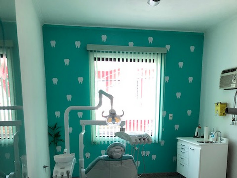 Foto 13 de Dr Ricardo Moreira | Dentista | Santo Andre/SP | Implantes Dentários | Aparelho Invisível | Sousmile | Invisalign