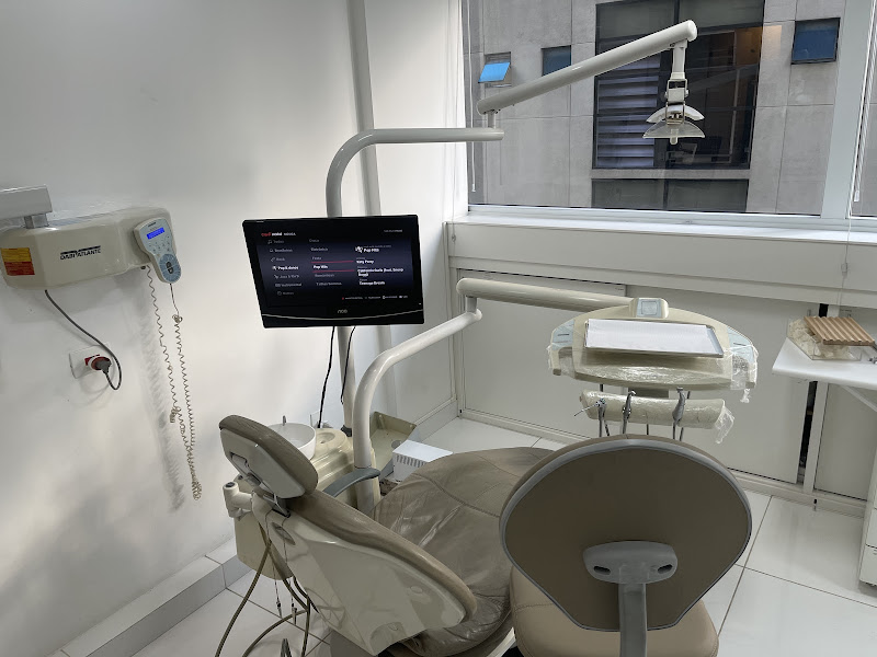 Foto 2 de Dr. Ricardo Tateno