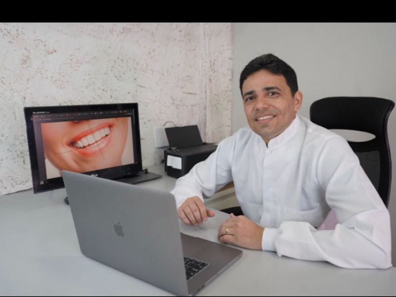Foto 4 de Dr. Ricardo Vazquez | Cirurgião-dentista em Fortaleza