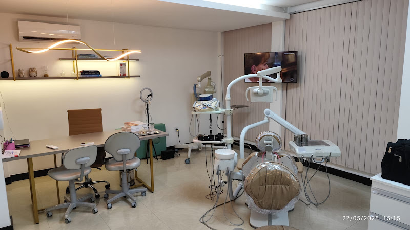 Foto 2 de Dr. Richard Souza | Ortodontia