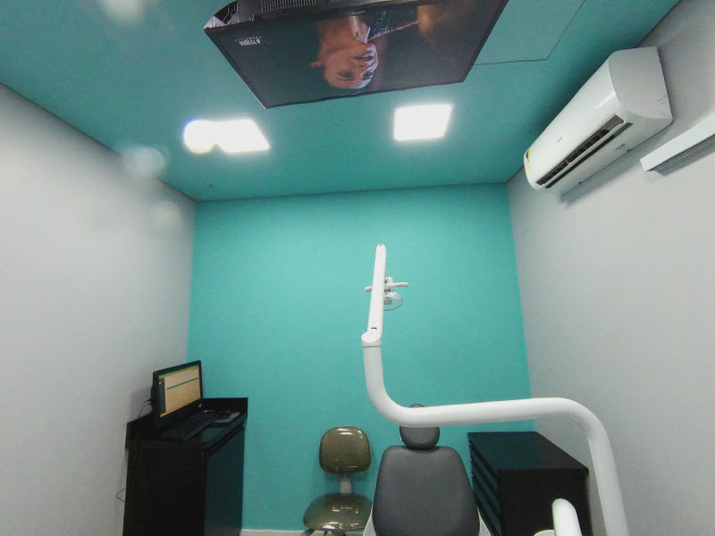 Foto 3 de DR. RISO TABOÃO - Clínica Odontológica