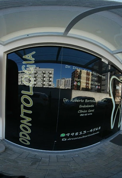 Foto 2 de Dr. Roberto Bortoluzzi Coral