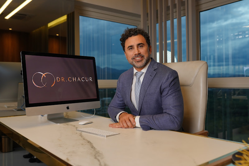 Foto 2 de Dr Roberto Chacur.