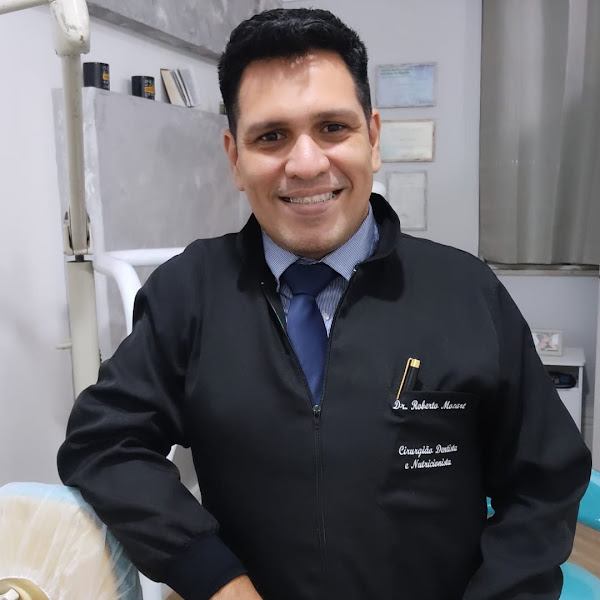 Foto 2 de Dr. Roberto Mozart – Extração de Siso e Urgência Odontológica em São João de Meriti