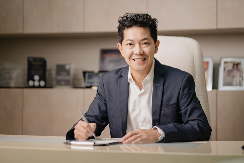 Foto 2 de Dr. Rodolfo N. Nishi - Ortodontista / Invisalign Top Doctor