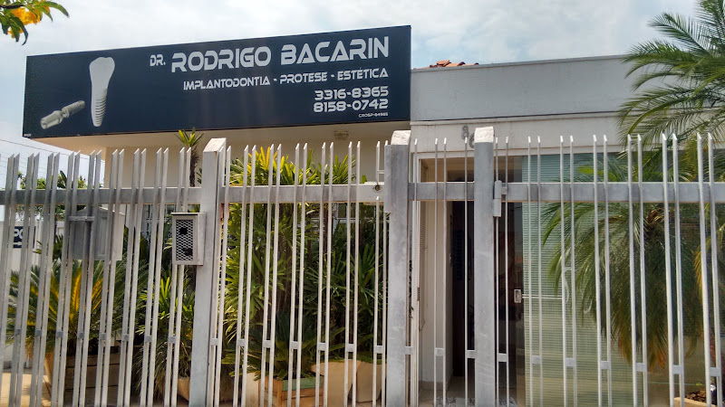 Foto 2 de Dr. Rodrigo Bacarin