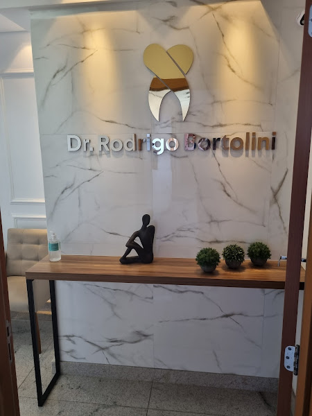 Foto 3 de Dr. Rodrigo Bortolini | Odontologia do Sono – Bruxismo e Apneia