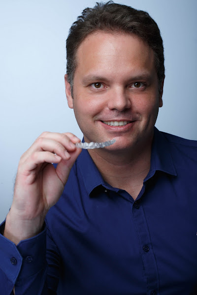 Foto 2 de Dr Rodrigo De Marchi Dentista