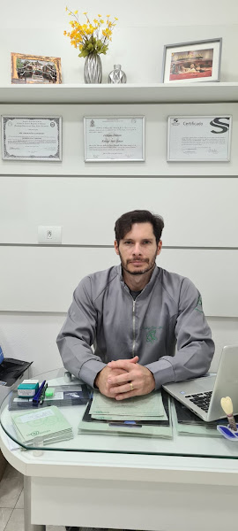 Foto 3 de Dr. Rodrigo Falci Santos - Cirurgia Bucomaxilofacial, Implantodontia e Mestre em Clínica Odontológica (Cirurgia e Implante)