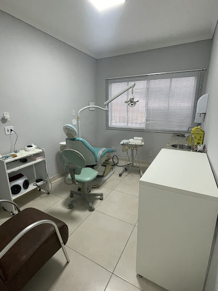 Foto 2 de Dr. Rodrigo Fernandes - Odontologia | Implantes
