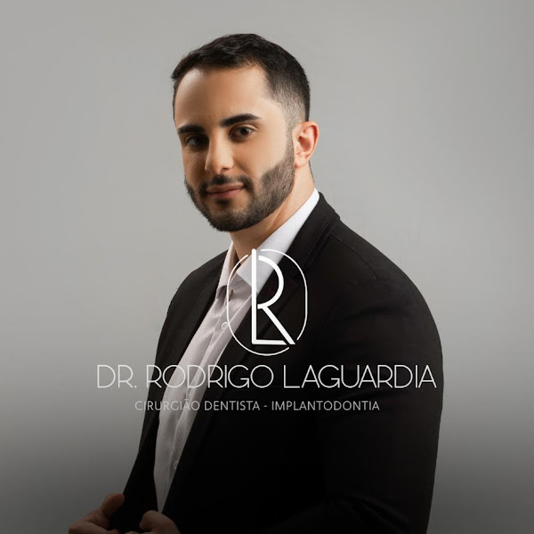 Foto 2 de Dr. Rodrigo Laguardia - Consultório Odontológico - Implante Dentário
