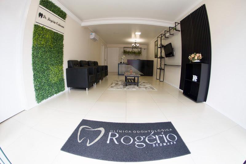 Foto 2 de Dr. Rogério Dentista 24 Horas