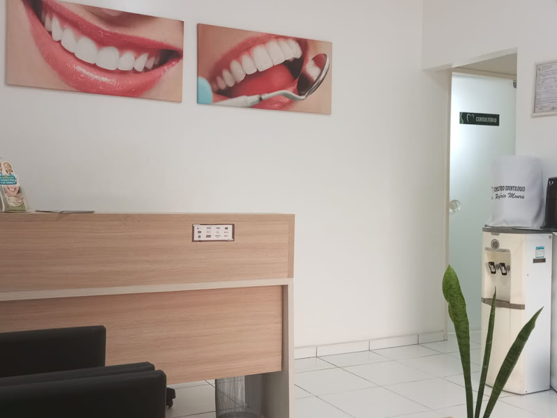 Foto 3 de Dr. Rogério Moura - Odontologia Especializada