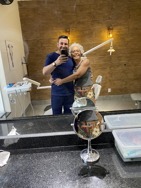 Foto 2 de Dr. Rullian Implantes