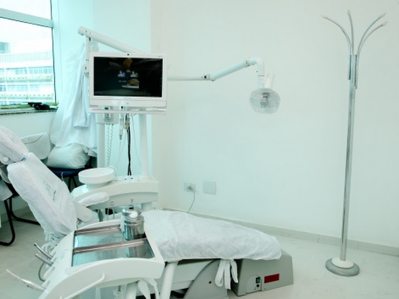 Foto 2 de Dr. Serafim de Oliveira Jesus - Cirurgião Dentista