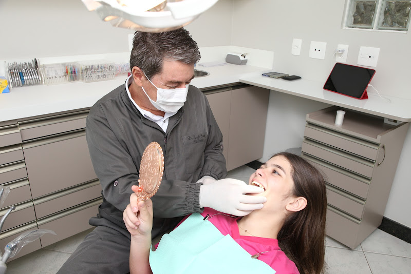 Foto 2 de Dr. Sérgio Coelho Souza Ortodontia Invisalign Belo Horizonte MG