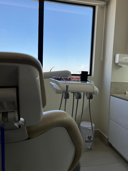 Foto 3 de Dr. Silvio José - Dentista | Cirurgião | Implantodontista