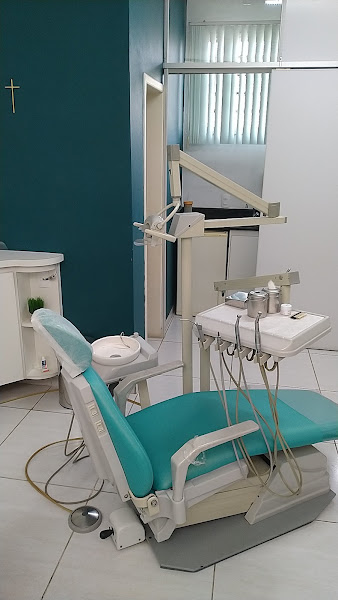 Foto 3 de Dr. SIMÃO-DENTISTA