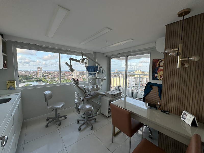 Foto 3 de Dr Tarcísio Ferreira - Odontologia Especializada