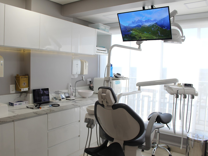 Foto de Dr. Tarso Campos - Endodontista