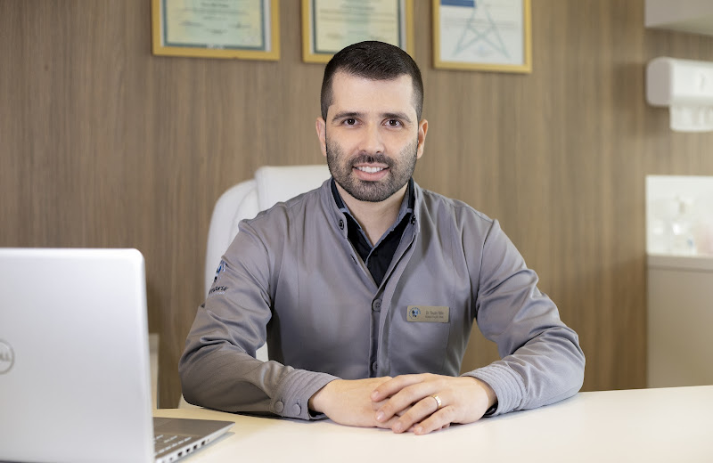 Foto 2 de Dr. Tauan Félix | Cirurgião-Dentista em Natal - RN | Estética | Reabilitação Oral | Prótese Dentária
