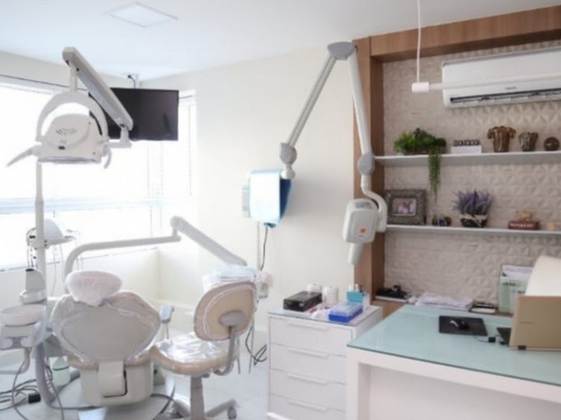 Foto 6 de Dr. Taylla Ribeiro- Cirurgiã Dentista | Urgência 24h