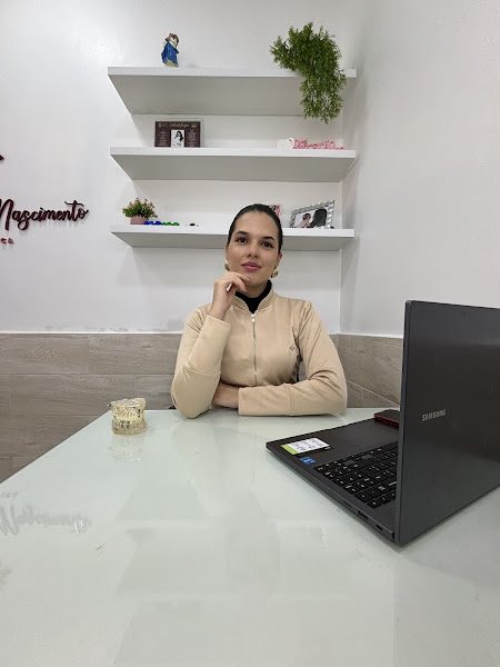 Foto 2 de Drª. Taynara Franciele - Cirurgiã Dentista CRO/PE 17.121