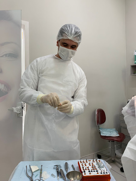 Foto 2 de Dr. Thiago Baptiston | Implantes | Dentista em Itaquera